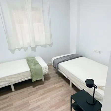 Modern In - Rosas Apartment